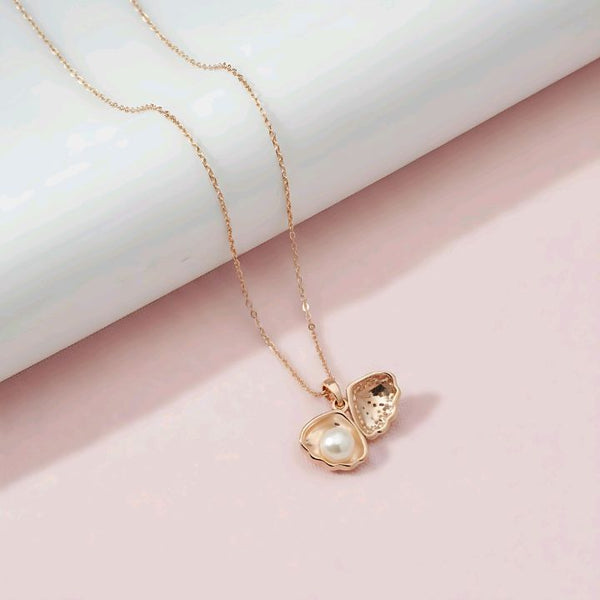 Butterfly Pearl Pendant